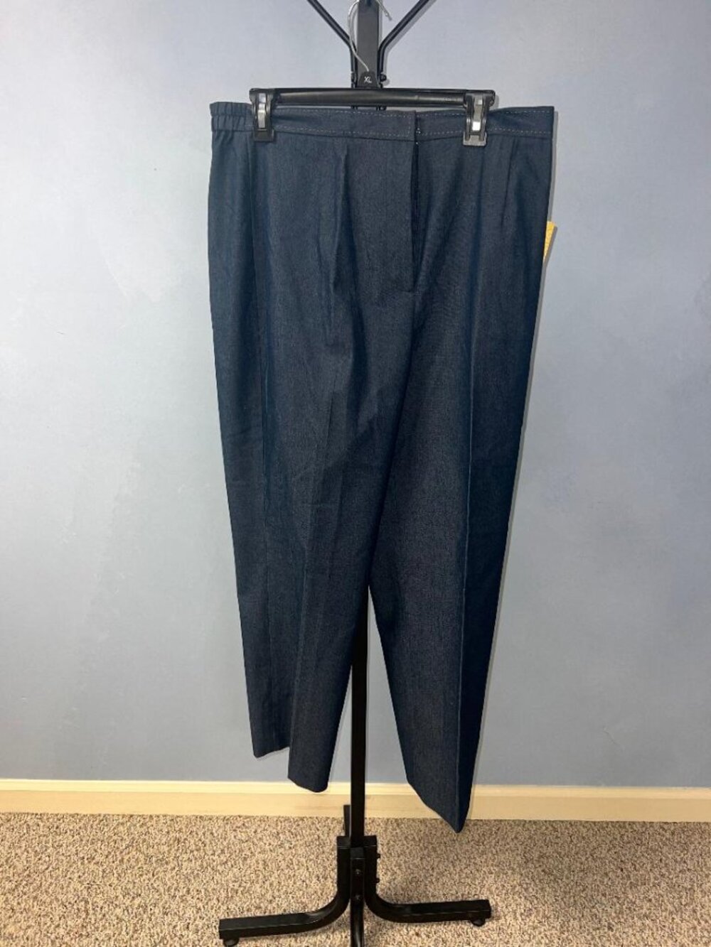 Women's Pants - Dialogue